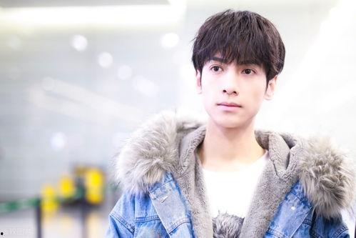 娱乐吃瓜罗云熙,从娱乐吃瓜到人气飙升，他的蜕变之路